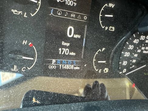 Used 2022 Toyota Sequoia Platinum AWD/4WD image 8