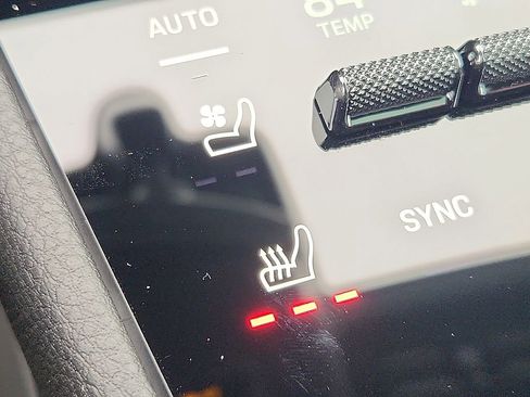 New 2026 Porsche Cayenne S image 18