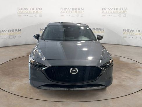 Used 2022 MAZDA MAZDA3 s image 8