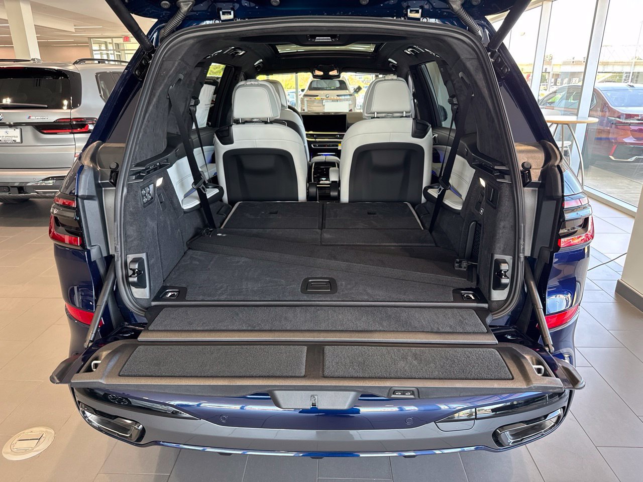 New 2027 BMW X7 xDrive40i w/ Executive Package AWD/4WD image 9