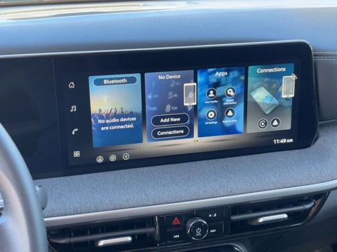 New 2026 Nissan Kicks SV w/ Cold Weather Package FWD image 22