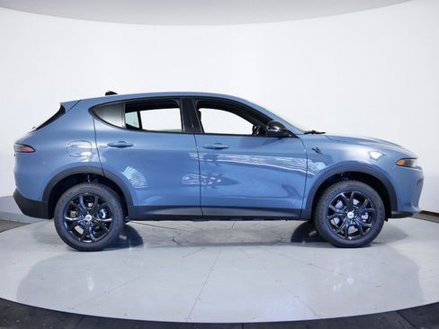 Used 2024 Dodge Hornet GT w/ GT Blacktop Package image 9