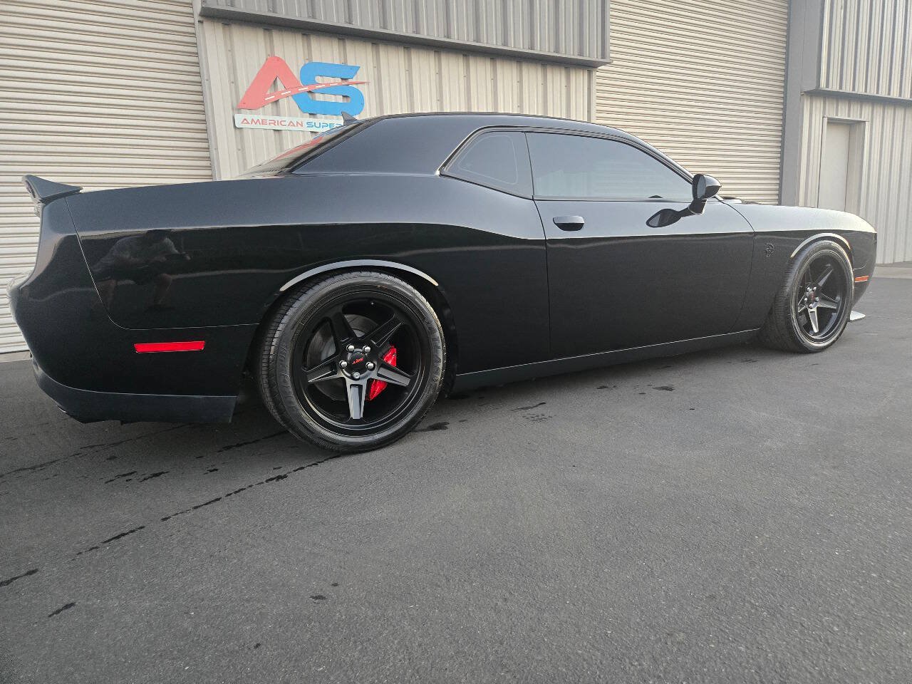 Used 2015 Dodge Challenger SRT Hellcat RWD image 9