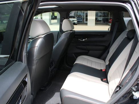 Used 2025 Honda CR-V Sport Touring image 10