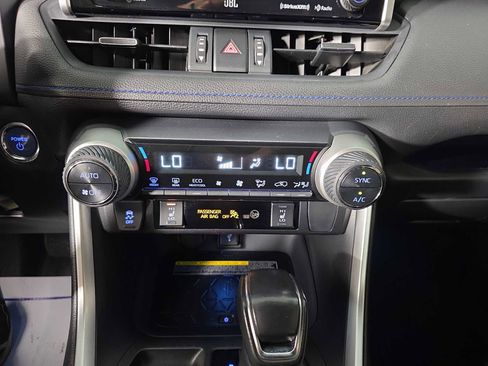 Used 2020 Toyota RAV4 XSE image 16