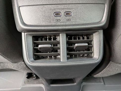 New 2026 Chevrolet Equinox LT image 23