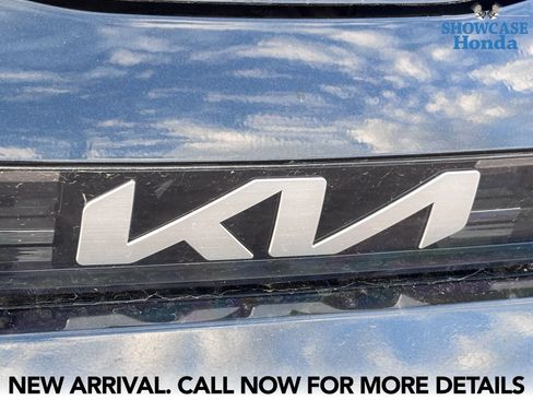 Used 2025 Kia Soul LX FWD image 9