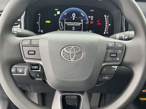 New 2026 Toyota Camry LE FWD image 21