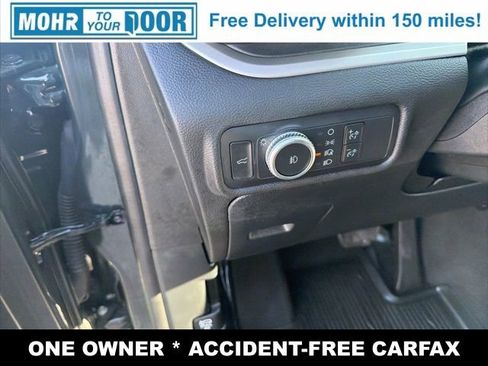 Used 2022 Ford Explorer XLT w/ Equipment Group 202A image 14