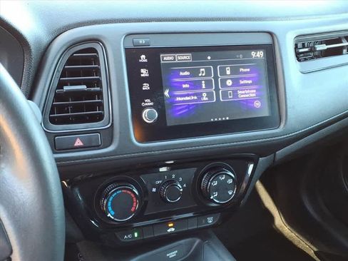 Certified 2021 Honda HR-V Sport image 21
