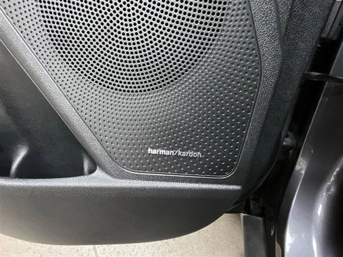 Used 2019 Kia Niro EX Premium image 20