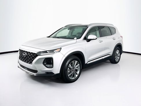 Used 2019 Hyundai Santa Fe AWD image 3