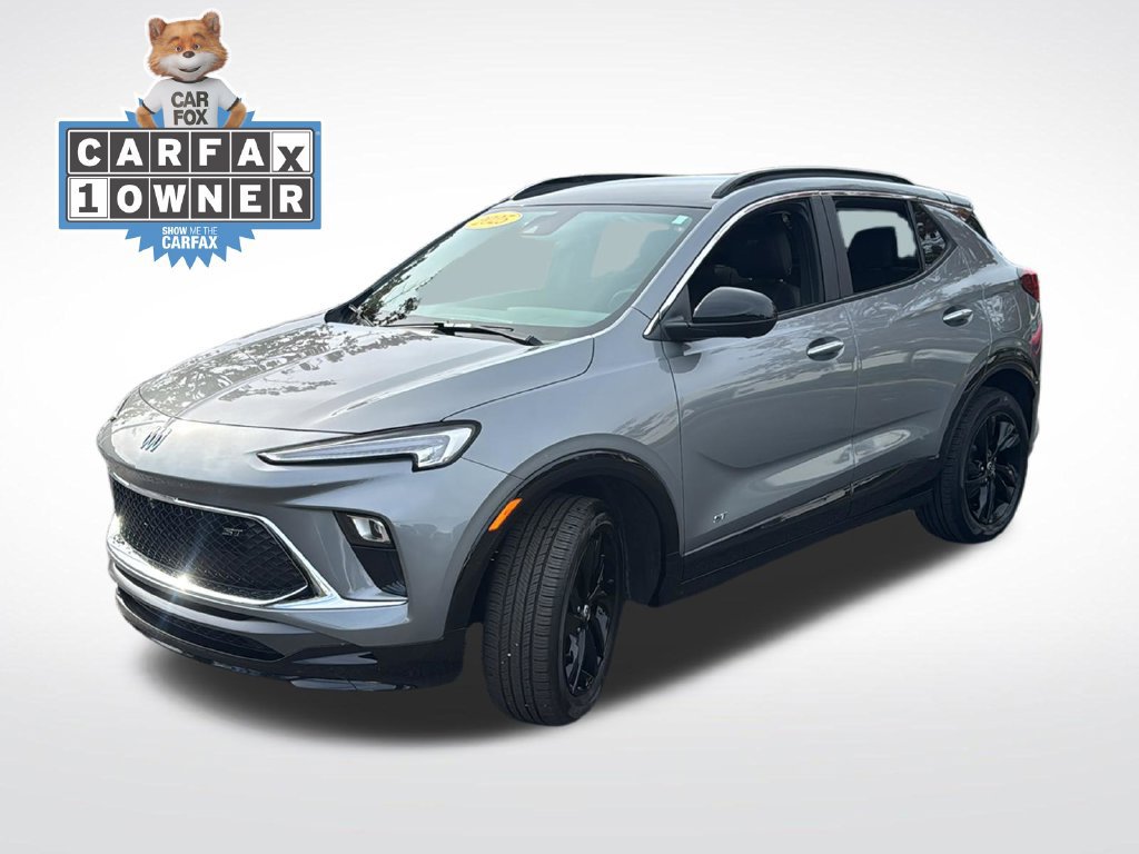 Used 2025 Buick Encore GX Sport Touring w/ Advanced Technology Package AWD/4WD image 3