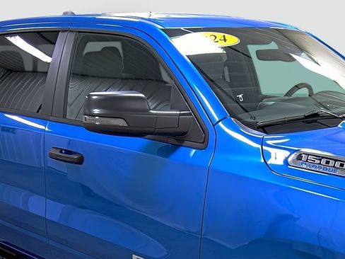 Used 2024 RAM 1500 Big Horn image 15