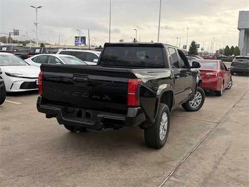 Used 2024 Toyota Tacoma SR5 image 5
