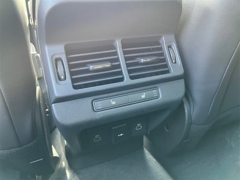 New 2026 Land Rover Range Rover Evoque Dynamic SE image 24