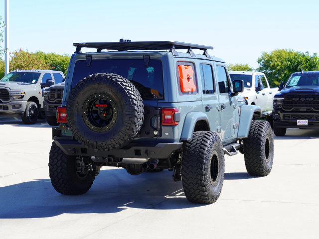 Used 2025 Jeep Wrangler Unlimited Rubicon w/ Safety Group AWD/4WD image 17