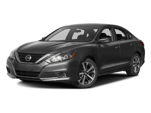 Used 2016 Nissan Altima 2.5 SR FWD image 1