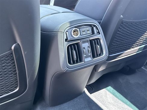 New 2024 Maserati Levante Modena Ultima image 25