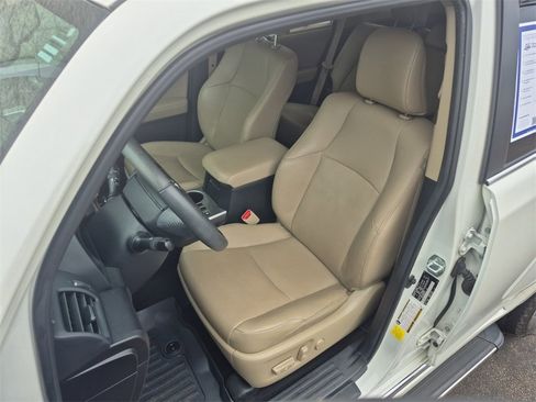 Used 2021 Toyota 4Runner Limited image 17