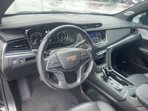 Certified 2024 Cadillac XT5 Premium Luxury image 18