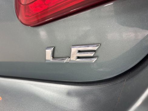 Used 2010 Toyota Camry FWD image 36
