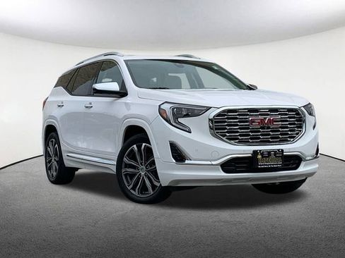 Certified 2020 GMC Terrain Denali image 2