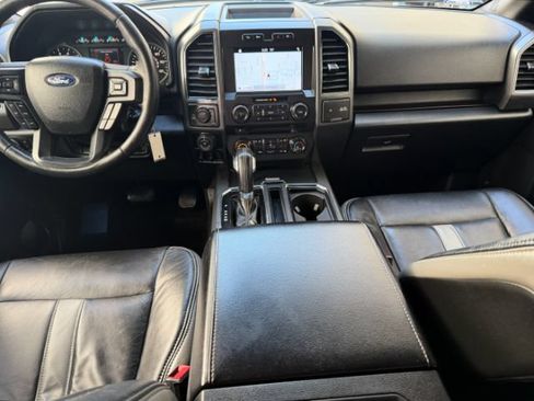 Used 2018 Ford F150 XLT w/ Equipment Group 302A Luxury AWD/4WD image 11