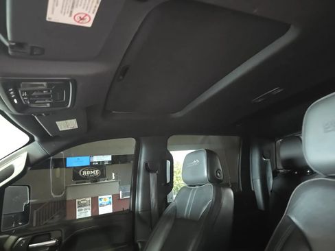 Used 2020 Chevrolet Silverado 2500 High Country w/ Z71 Off-Road Package AWD/4WD image 8