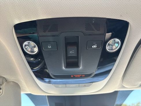 Used 2022 Kia Sorento SX FWD image 14