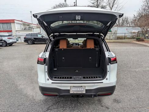 New 2026 INFINITI QX60 Autograph image 24