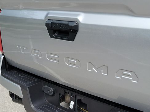 Used 2025 Toyota Tacoma SR5 RWD image 8