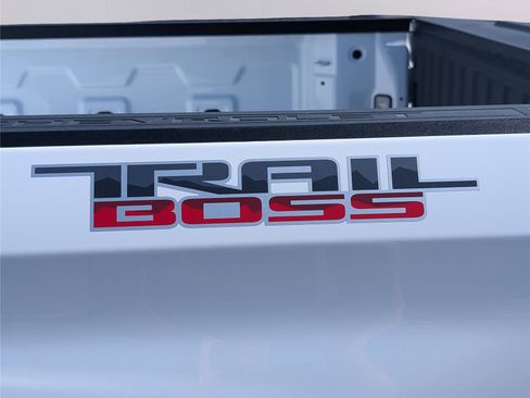 Used 2025 Chevrolet Silverado 1500 LT Trail Boss w/ Convenience Package II image 13