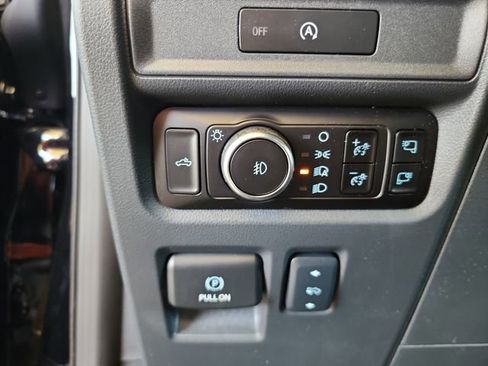 New 2025 Ford F150 Lariat w/ Equipment Group 502A High image 17