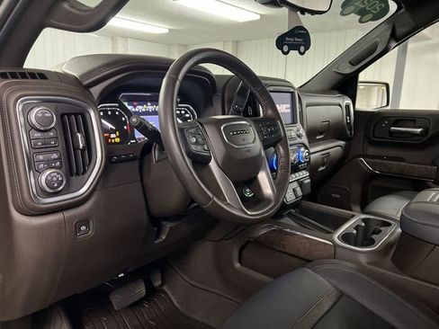 Certified 2021 GMC Sierra 1500 Denali w/ Denali Ultimate Package AWD/4WD image 10