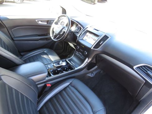 Used 2019 Ford Edge SEL w/ Equipment Group 201A AWD/4WD image 14