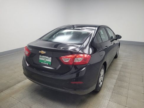 Used 2017 Chevrolet Cruze LS image 9