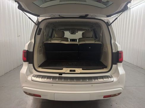 Used 2019 INFINITI QX80 Luxe w/ All-Season Package image 27