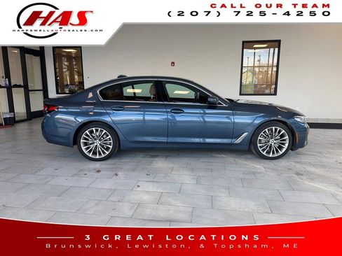 Used 2023 BMW 530i xDrive w/ Convenience Package image 7