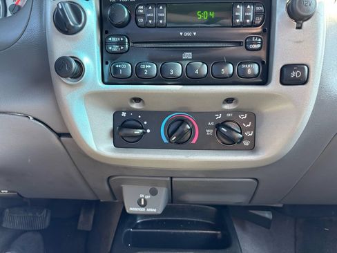 Used 2003 Ford Ranger XLT AWD/4WD image 23