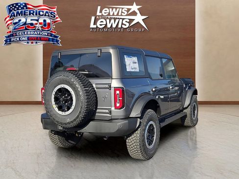 Used 2024 Ford Bronco Outer Banks w/ Sasquatch Package AWD/4WD image 5