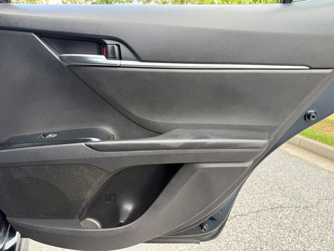 Used 2019 Toyota Camry SE FWD image 43