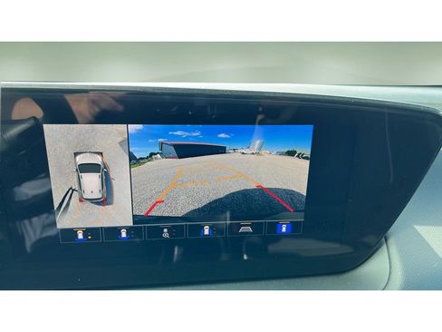 Certified 2025 Buick Encore GX Avenir w/ Avenir Technology Package AWD/4WD image 19