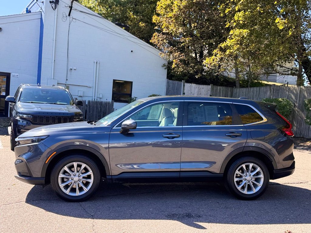 Used 2024 Honda CR-V EX-L image 3