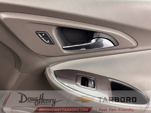 Used 2020 Chevrolet Malibu LT FWD image 38