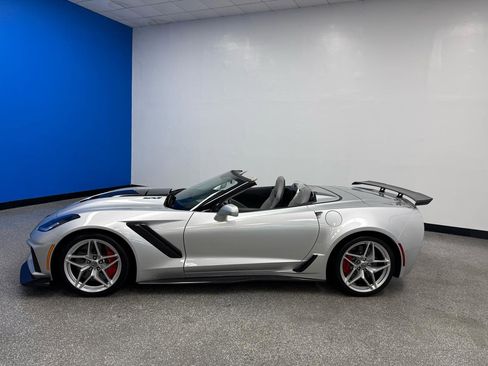 Used 2019 Chevrolet Corvette ZR1 RWD image 6