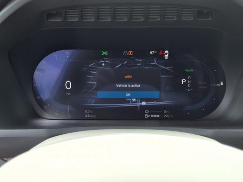 Used 2025 Volvo XC90 T8 Ultra w/ Protection Package Premier image 19