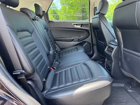 Certified 2024 Ford Edge SEL w/ Convenience Package AWD/4WD image 16