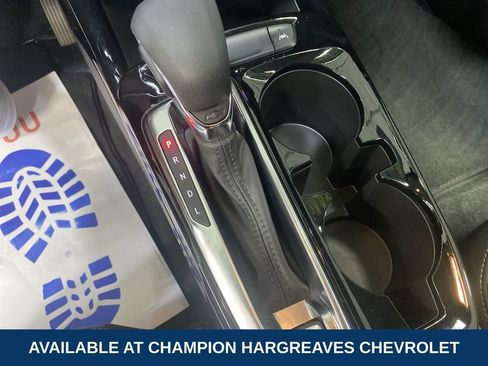Certified 2024 Chevrolet Trax LT FWD image 21