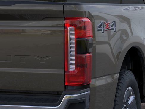 New 2026 Ford F250 Lariat w/ Lariat Ultimate Package AWD/4WD image 22